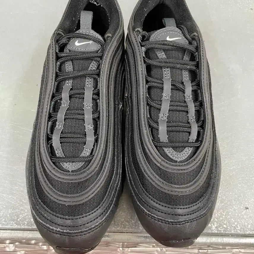 [BUNJANG] Nike Air Max 97 Black Sneakers / 나이키 에어맥스97 블랙 250