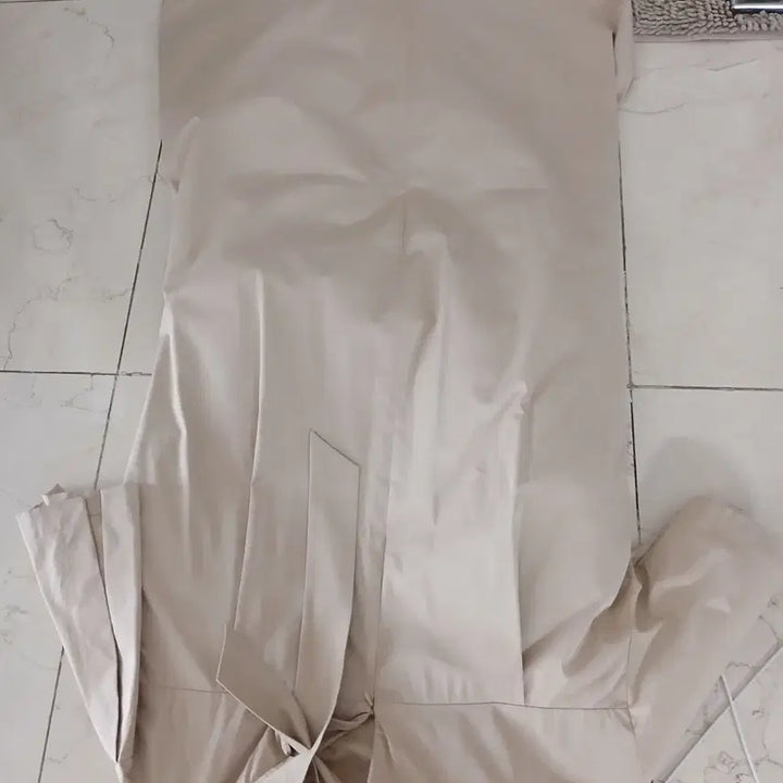 [BUNJANG] Maison Marais Button Shirred Maxi Dress / 메종마레 버튼 셔링 롱원피스 Free