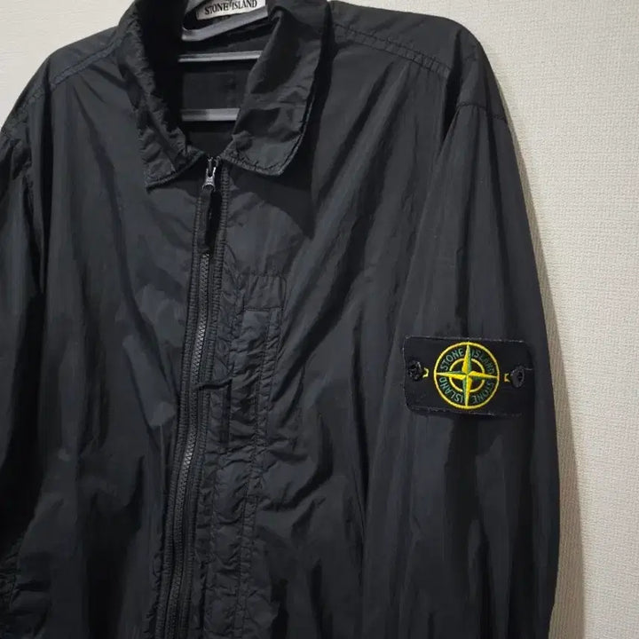 [BUNJANG] Stone Island Crinkle Reps Overshirt (95/M) / 정품 스톤아일랜드 크링클랩스 바람막이 오버셔츠 95 / M