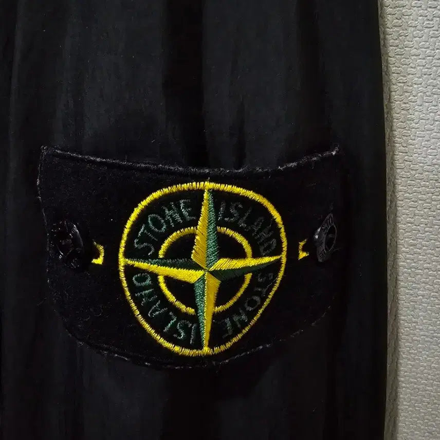 [BUNJANG] Stone Island Crinkle Reps Overshirt (95/M) / 정품 스톤아일랜드 크링클랩스 바람막이 오버셔츠 95 / M