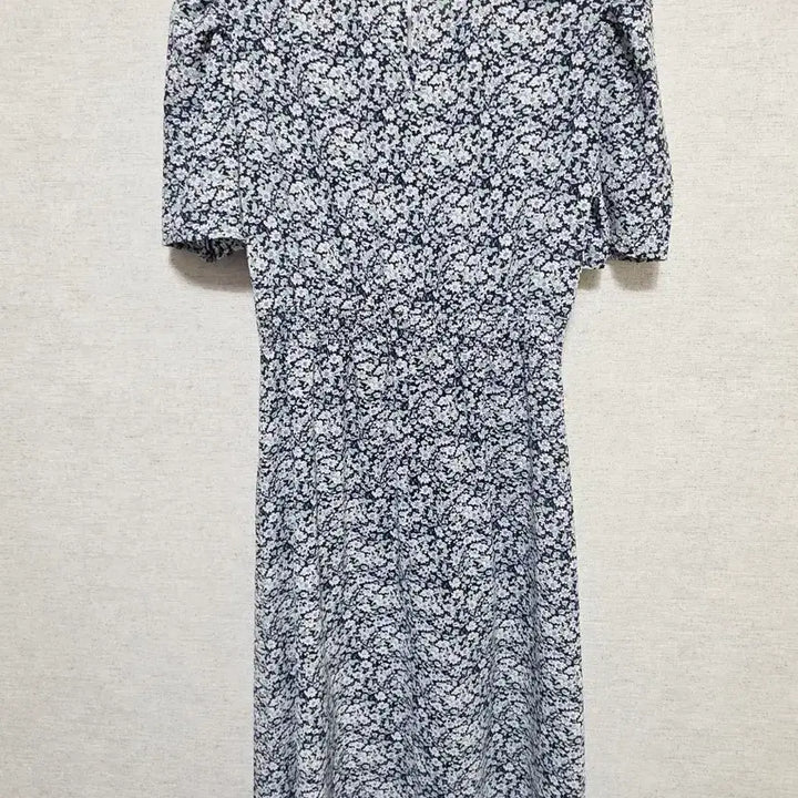 [BUNJANG] Plastic Island Floral Print Short Sleeve Dress / 1.7 플라스틱아일랜드 플라워 반팔 원피스