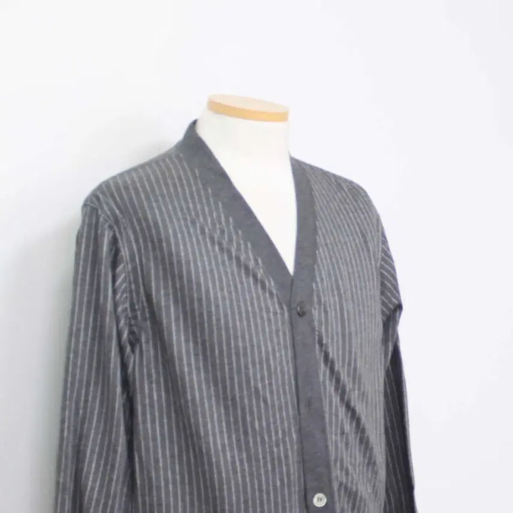 [SOLD OUT] [정품] 꼼데가르송 명품 남성 가디건 니트 상의 춘추 L 정인샵