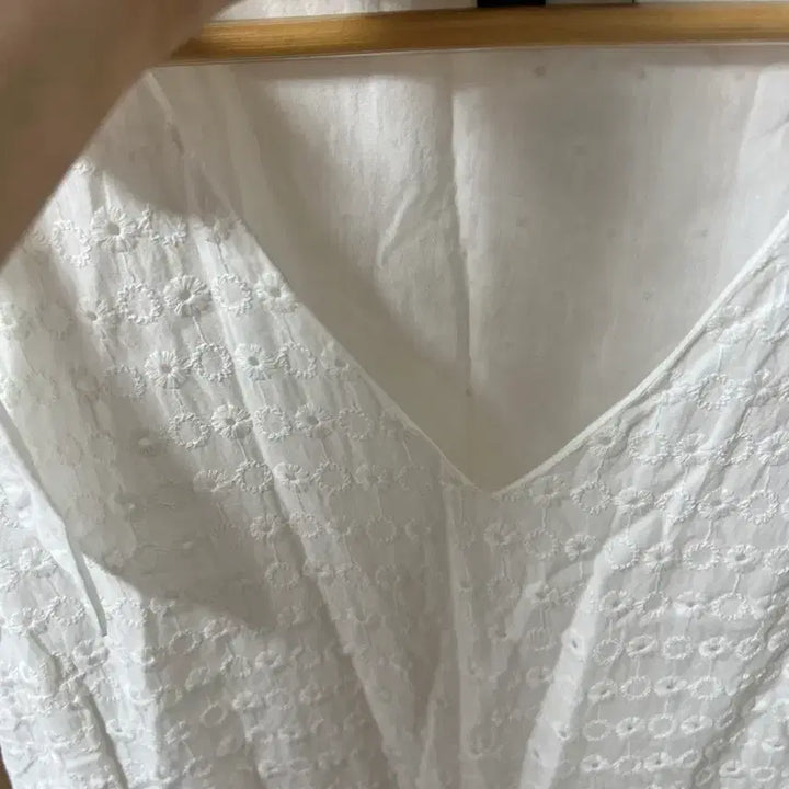 [BUNJANG] White Eyelet Punching Summer Tank Dress / 화이트 아일렛 원피스 펀칭 여름 캉캉원피스