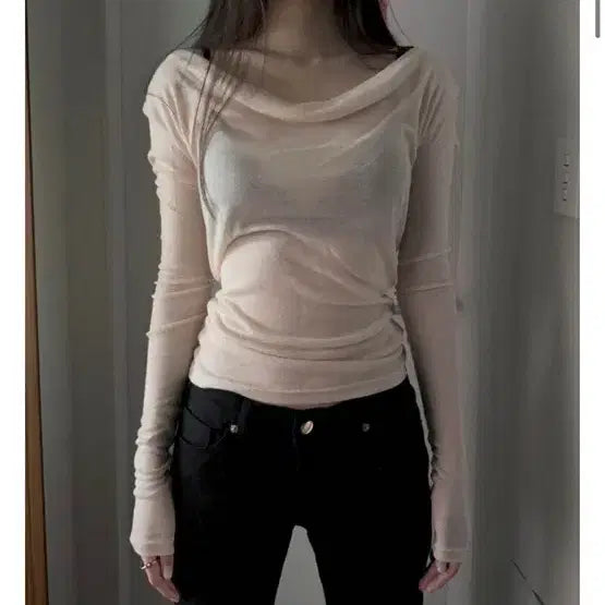 [BUNJANG] Satomi Radio Boat Neck Shirring Top / 사토미라디오 보트넥 셔링탑 Boat shirring top