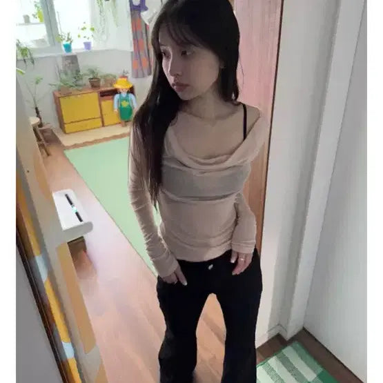 [BUNJANG] Satomi Radio Boat Neck Shirring Top / 사토미라디오 보트넥 셔링탑 Boat shirring top