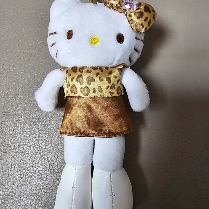 [SOLD OUT] 산리오 헬로키티 호파 롱다리 인형 키링
