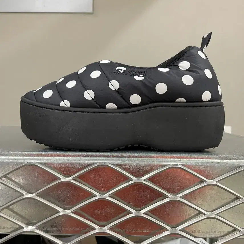 [BUNJANG] Soo Boo Vamp Platform Dot Shoes / 수부 뱀프 플랫폼 도트 25cm