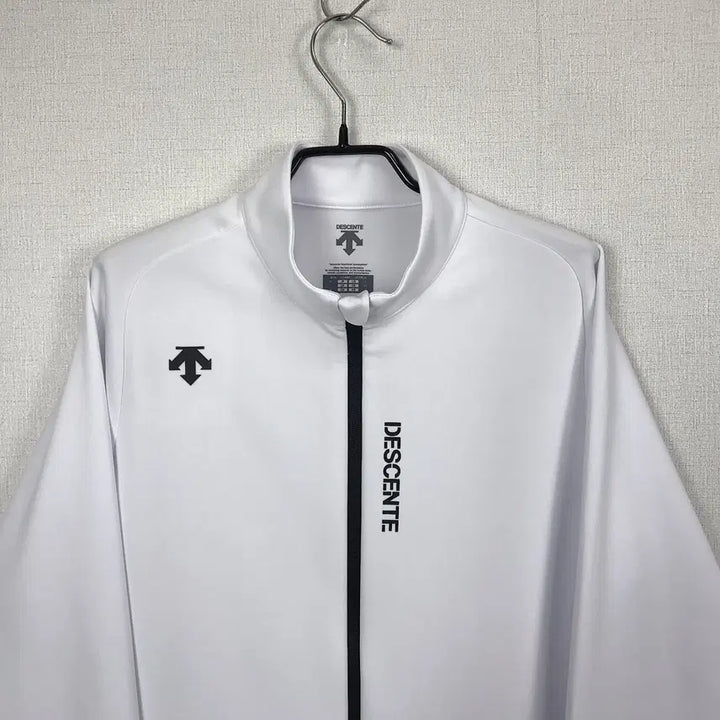 [SOLD OUT] 데상트 트레이닝 집업 자켓 남성95