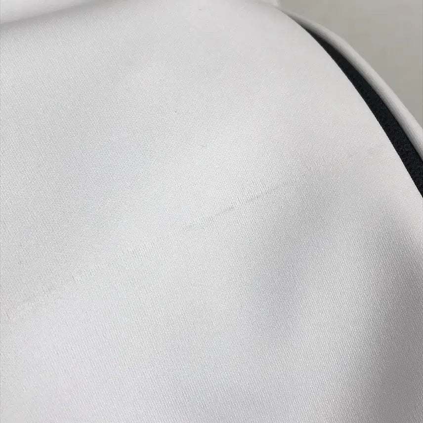[SOLD OUT] 데상트 트레이닝 집업 자켓 남성95