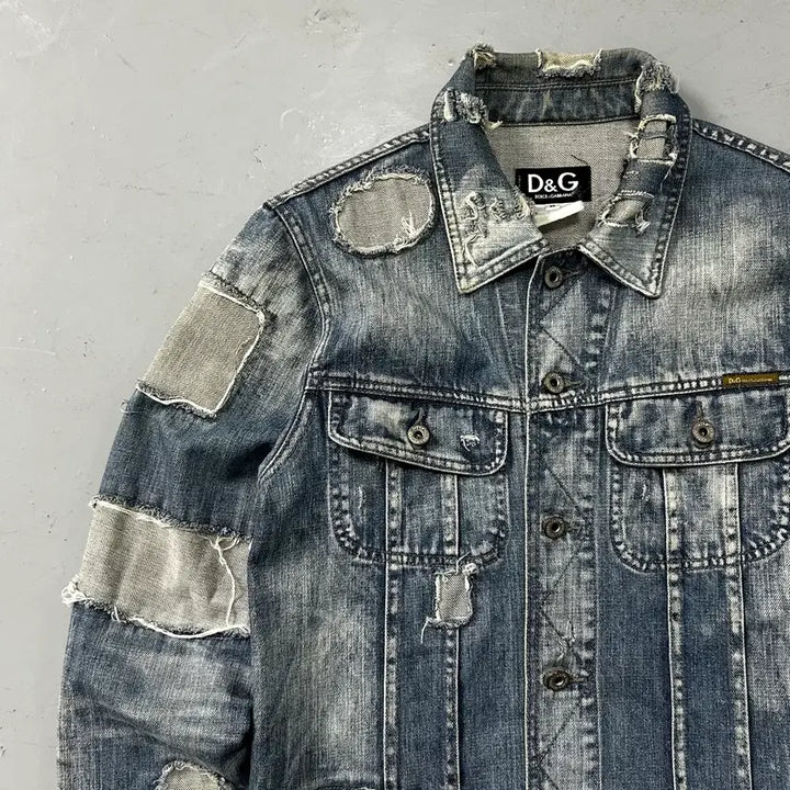 [BUNJANG] Dolce &amp; Gabbana Distressed Denim Jacket / 돌체앤가바나 디스트레스드 데님