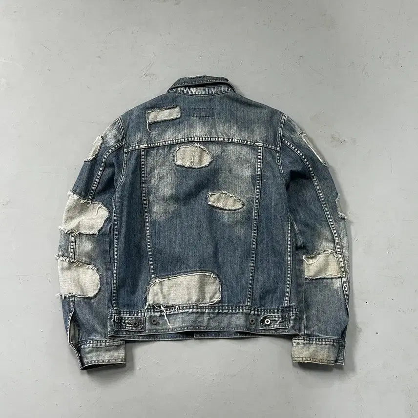 [BUNJANG] Dolce &amp; Gabbana Distressed Denim Jacket / 돌체앤가바나 디스트레스드 데님