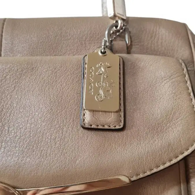 [SOLD OUT] 코치(COACH) 매디슨 레더 매들린 사첼백 빈티지코치 갸루y2k히메