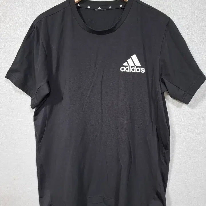 [SOLD OUT] 아디다스 반팔티 M