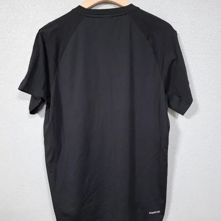 [SOLD OUT] 아디다스 반팔티 M