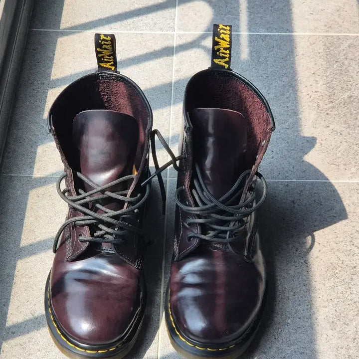 [SOLD OUT] 닥터마틴 1460 버건디 280.