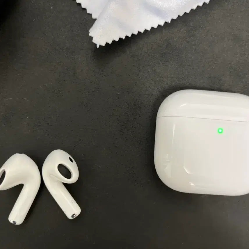 [BUNJANG] AirPods 4 / 에어팟4