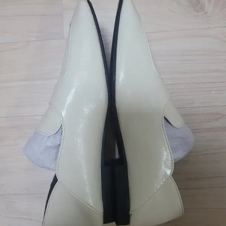 [BUNJANG] Shoopen Square Toe Loafer - Ivory / 새제품) 슈펜  로퍼 230 아이보리