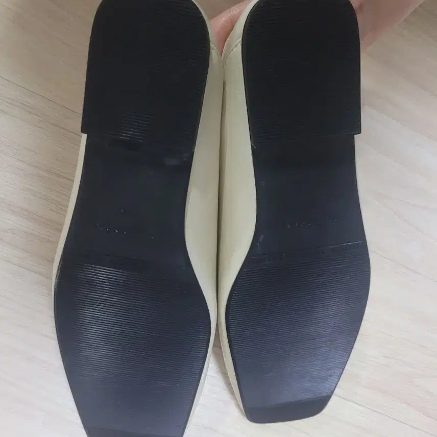 [BUNJANG] Shoopen Square Toe Loafer - Ivory / 새제품) 슈펜  로퍼 230 아이보리