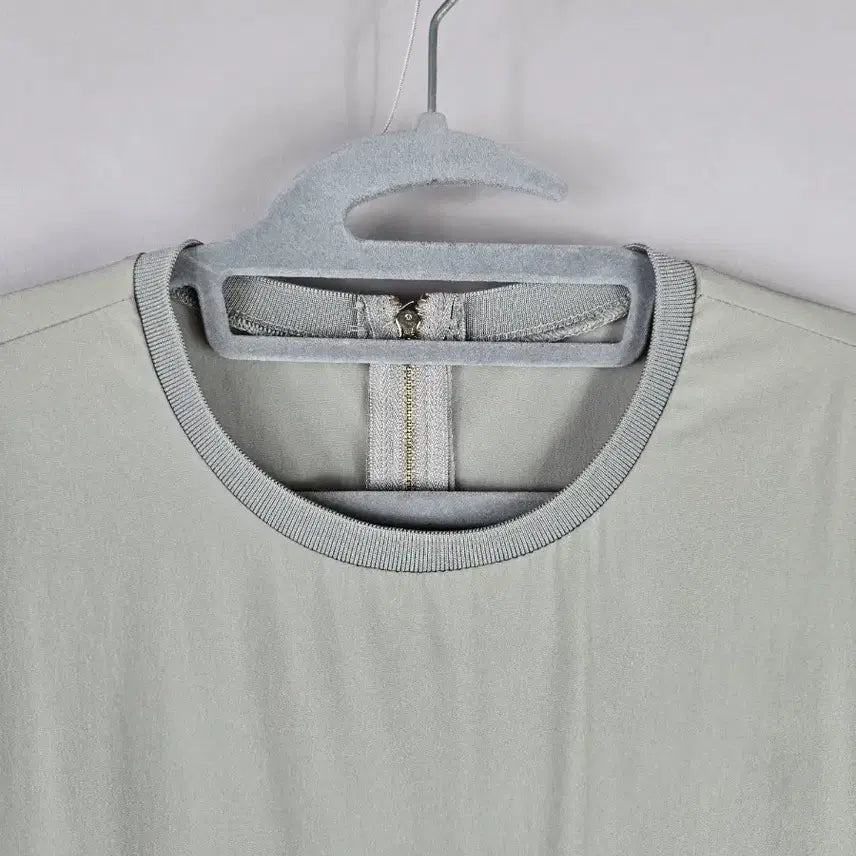 [SOLD OUT] [무료배송]여성 F 얇은 바스락 스판 원단 루즈핏 반팔 롱 원피스 그레이