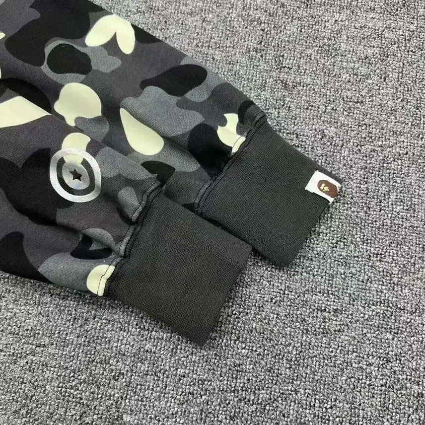 [SOLD OUT] 베이프 시치 샤크 후드 카모 블랙(정품인증가능)