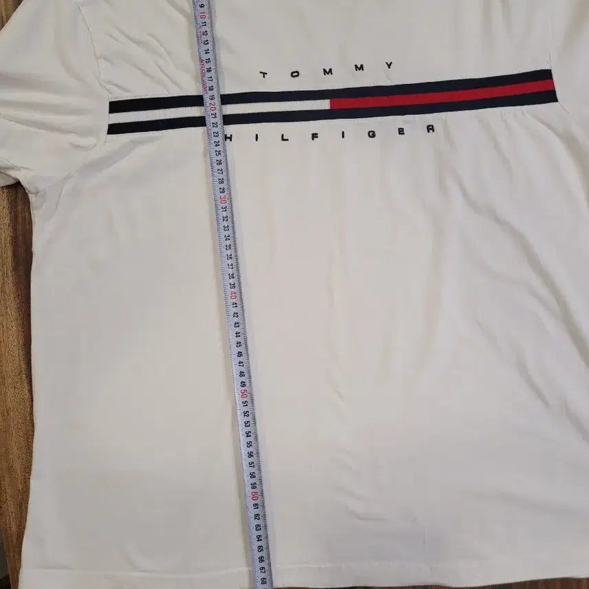 [SOLD OUT] 타미힐피거 흰색 로고 반팔 티셔츠 XL