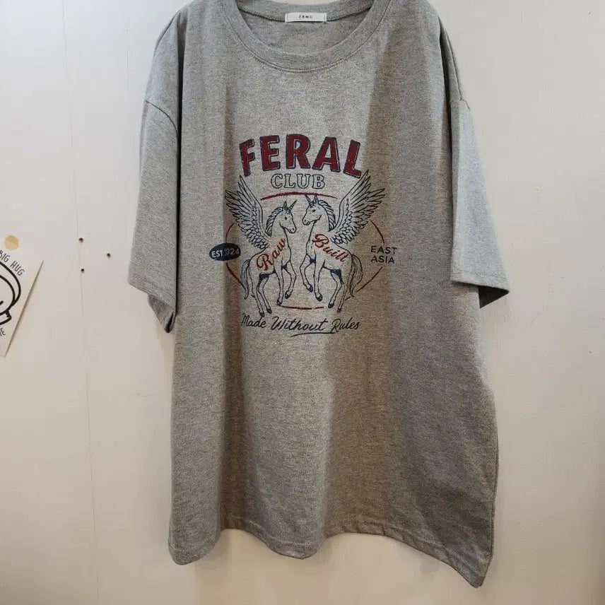 [SOLD OUT] 유니콘반팔티 (새상품)