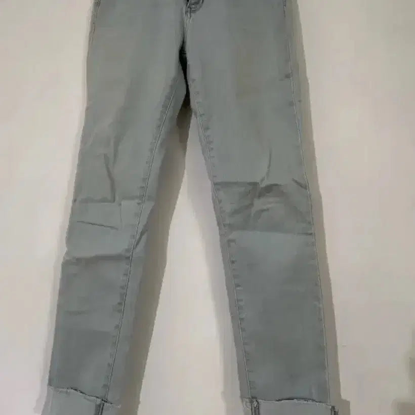 [BUNJANG] Uniqlo Roll-up Skinny Jeans / 롤업 스키니 청바지 연청. 유니클로