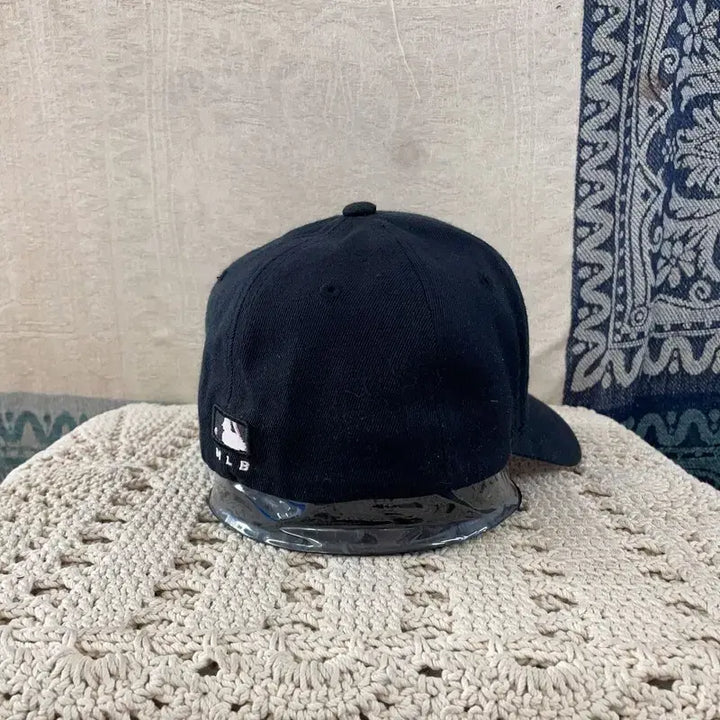 [BUNJANG] MLB Blackpink New York Yankees Big Logo Fitted Baseball Cap / [XS~S] 엠엘비 뉴욕양키스 블랙핑크 빅로고 피티드 볼캡 야구모자