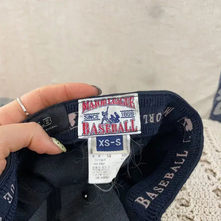[BUNJANG] MLB Blackpink New York Yankees Big Logo Fitted Baseball Cap / [XS~S] 엠엘비 뉴욕양키스 블랙핑크 빅로고 피티드 볼캡 야구모자