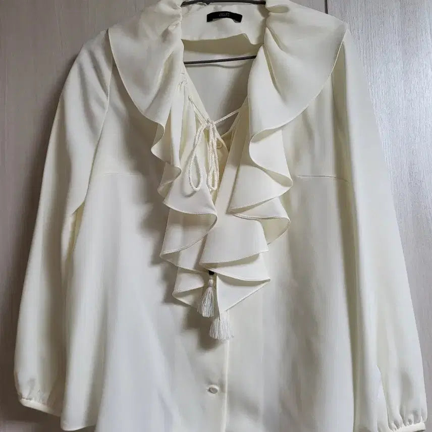 [BUNJANG] Colette Ruffle Blouse / 꼴레트 프릴 러플 블라우스