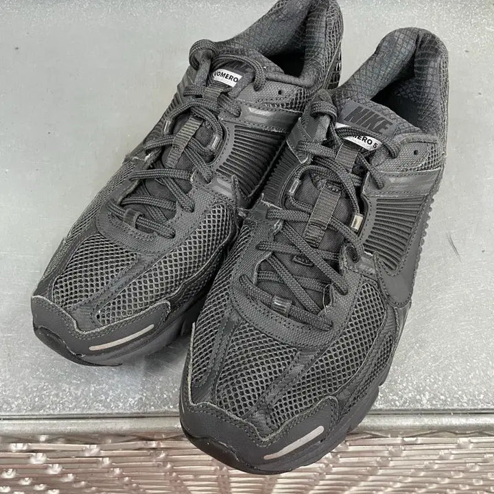 [BUNJANG] Nike Zoom Vomero 5 Anthracite Sneakers / 나이키 줌 보메로 5 앤트러사이트 280 (gr-4492)