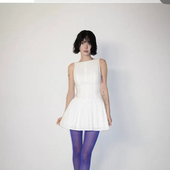 [SOLD OUT] (새상품) 페일제이드 베이직 자카드 펀칭 드레스 원피스 화이트 M