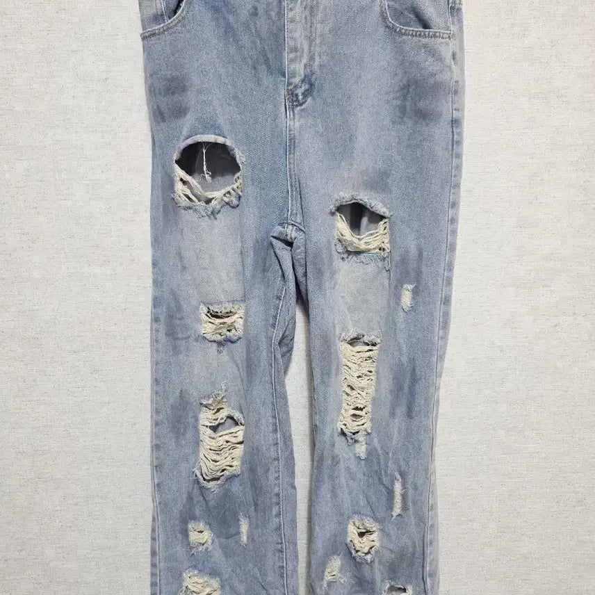[BUNJANG] Distressed Denim Jeans / 1.9 디스트로이드 데님 청바지