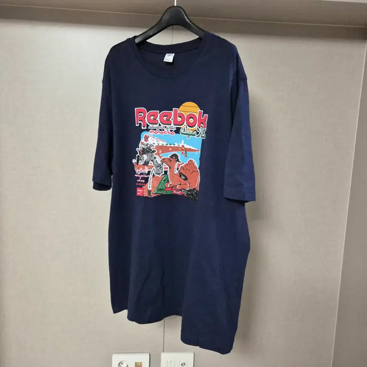 [SOLD OUT] 110)리복 남성 프린트 라운드 반팔티 CL GR SOUVENIR 5 티
