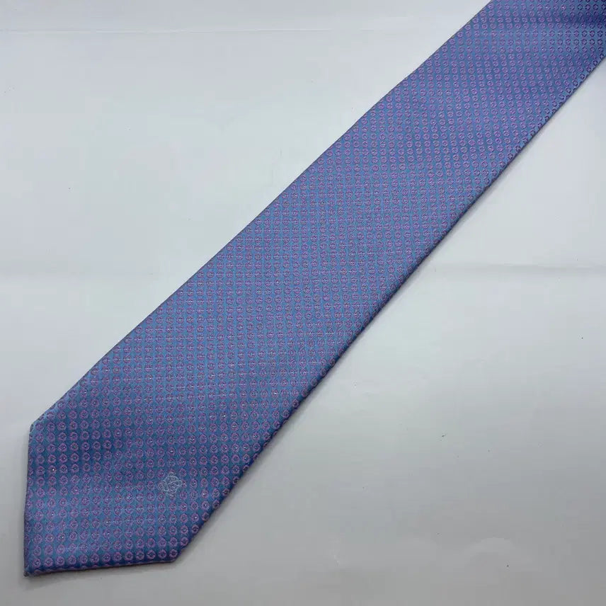 [BUNJANG] Louis Quatorze Patterned Necktie / 루이까또즈 패턴 넥타이