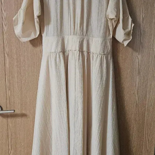 [SOLD OUT] 더아이잗 컬렉션 카라 롱 원피스