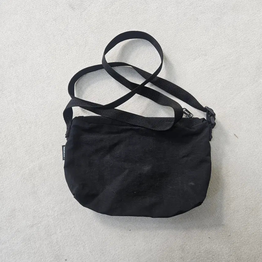 [SOLD OUT] F 라이프 워크 미니 크로스백 0415Y