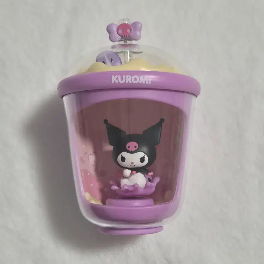 [SOLD OUT] 산리오 쿠로미 밀크티 태양열 피규어