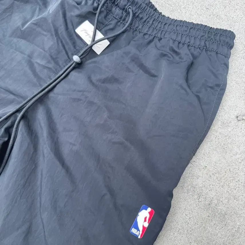 [SOLD OUT] L 피어오브갓 나이키 웜 업 팬츠 블랙 오프 느와르