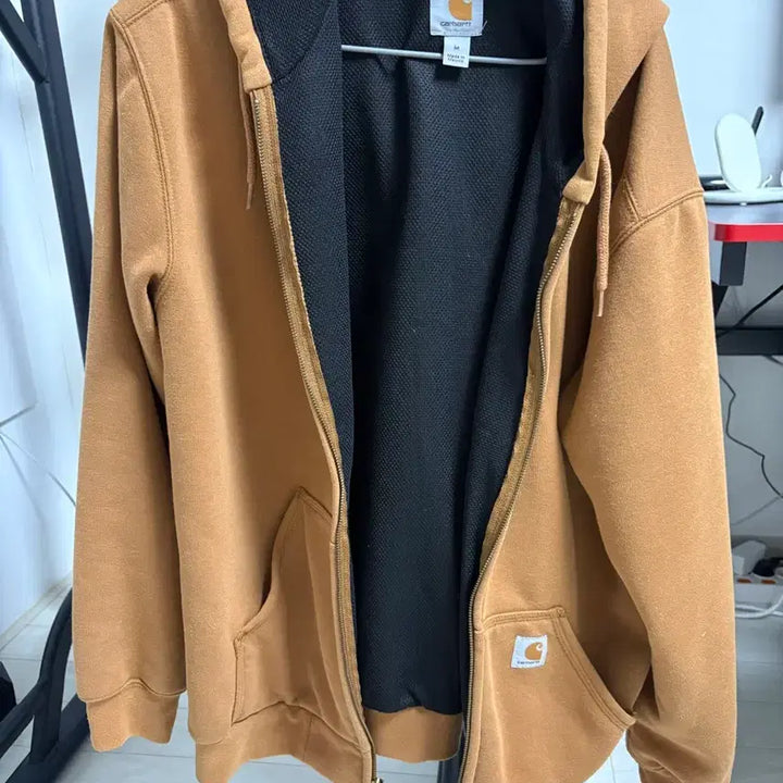 [SOLD OUT] 칼하트 써멀 후드집업 브라운 M 팝니다