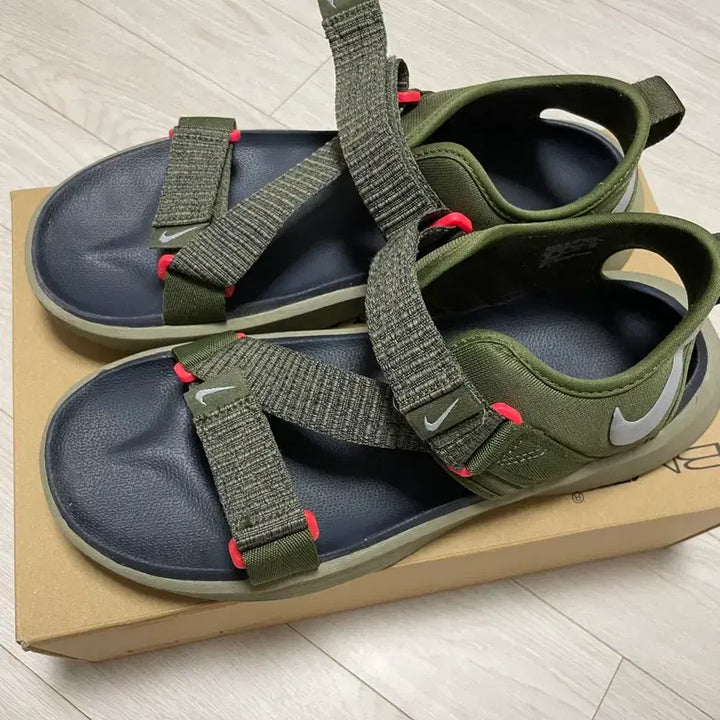 [SOLD OUT] 나이키 비스타 샌들 280