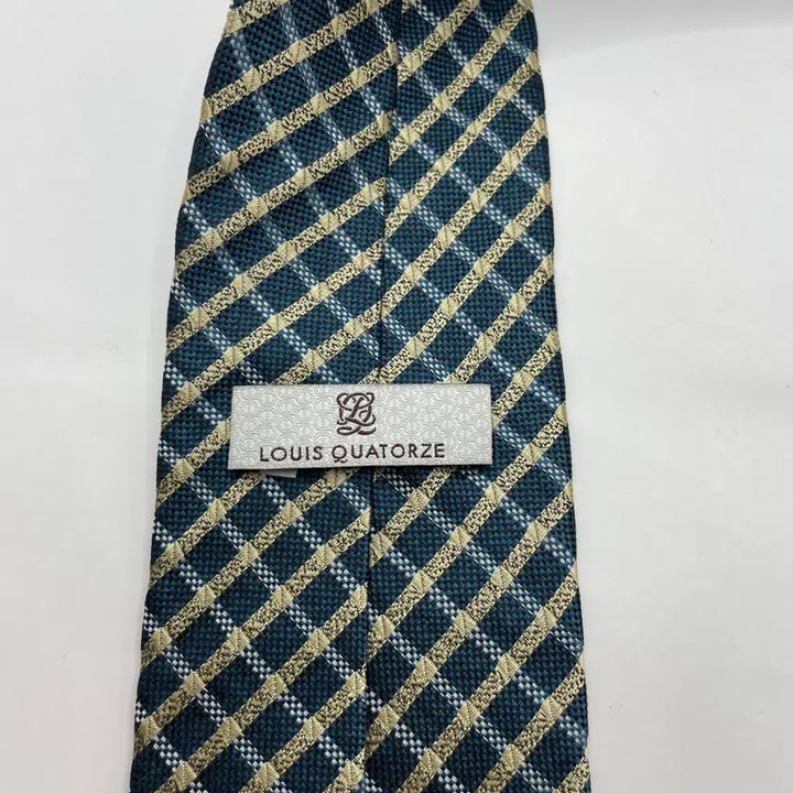 [BUNJANG] Louis Quatorze Patterned Tie / 루이까또즈 패턴 넥타이