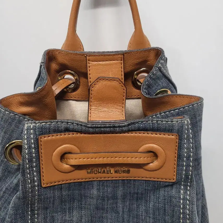 [SOLD OUT] 마이클코어스데님백팩(무료배송)
