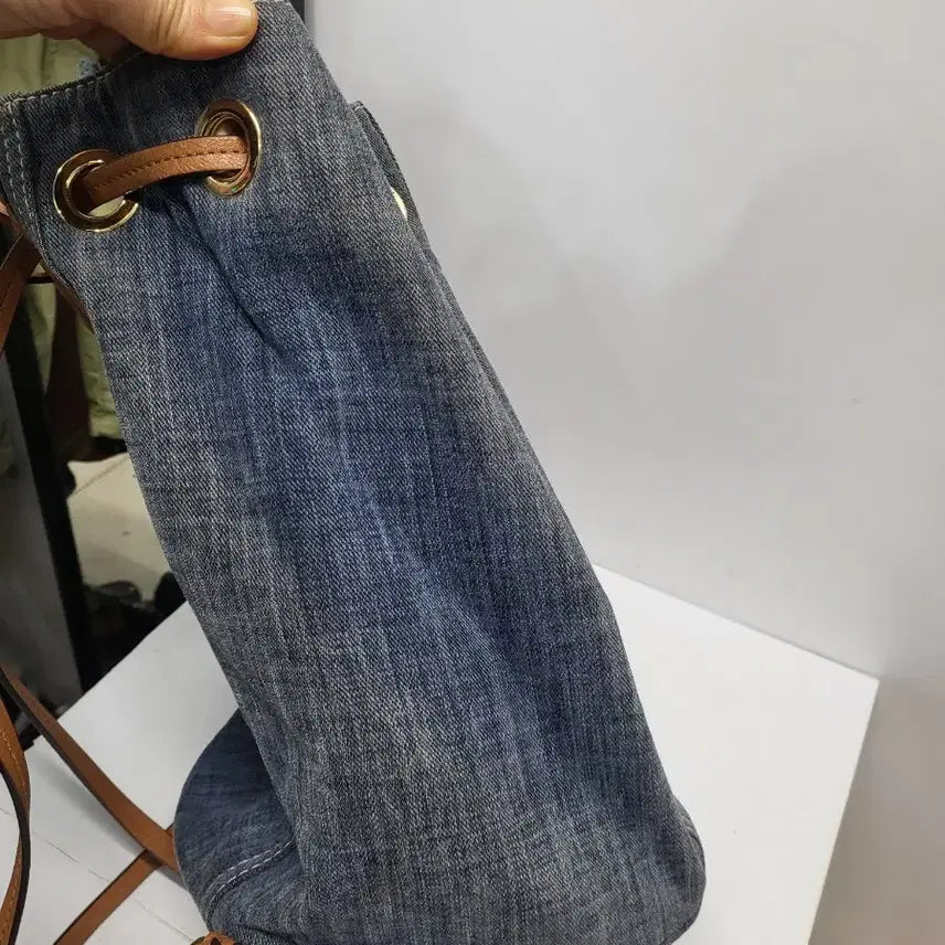 [SOLD OUT] 마이클코어스데님백팩(무료배송)