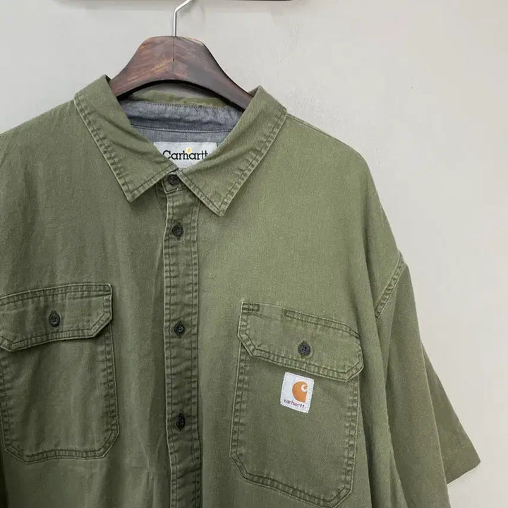[SOLD OUT] 칼하트 그린 투포켓 반팔 셔츠 H2455