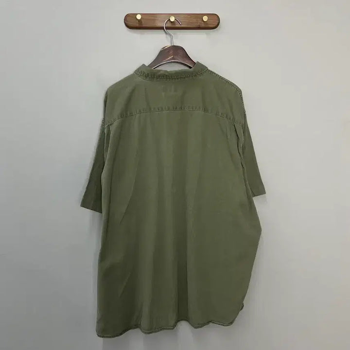 [SOLD OUT] 칼하트 그린 투포켓 반팔 셔츠 H2455