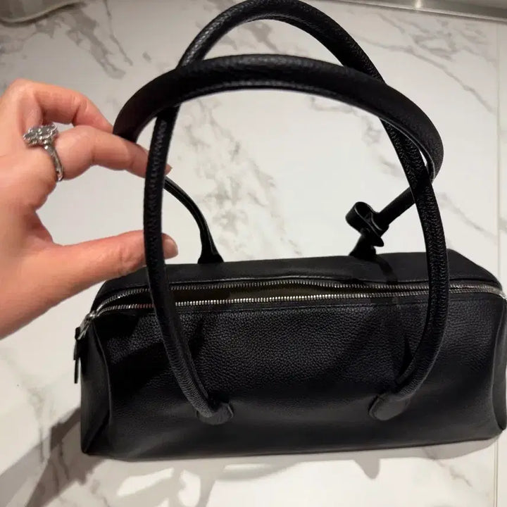 [BUNJANG] TIME Leather Shoulder Bag / TIME 레더 숄더백 블랙