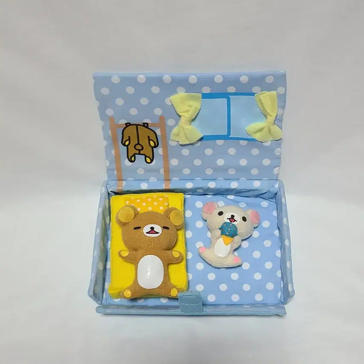 [BUNJANG] Rilakkuma Diorama Book / 리락쿠마 디오라마북