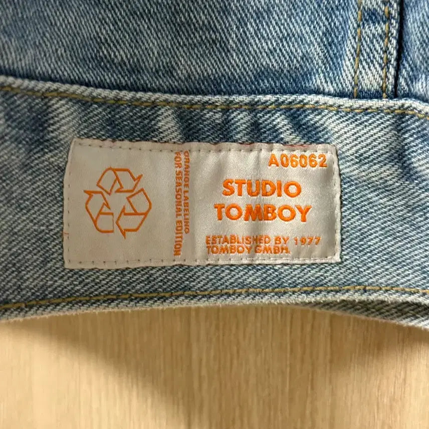 [SOLD OUT] 스튜디오톰보이 데님 자켓 F