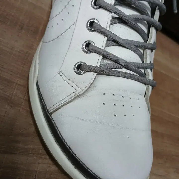 [SOLD OUT] 에코 바이옴 흰색 골프화 255mm